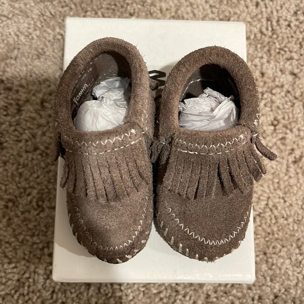 Minnetonka Riley Bootie - Picture 1 of 3